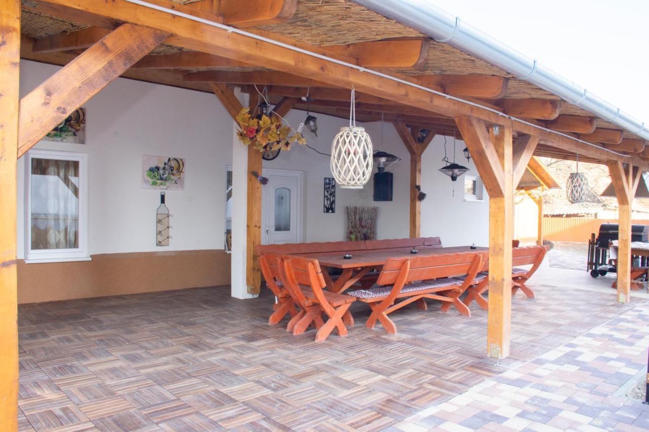 Aranyfuert Vendeghaz Hotel Tokaj Ngoại thất bức ảnh
